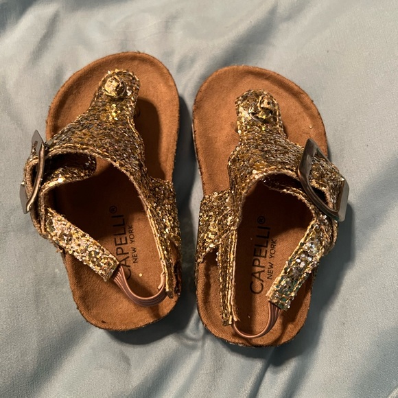 Capelli New York Gold Glitter Sandals - Picture 2 of 6